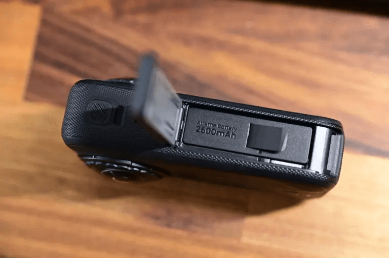 Insta360 X6 電池續航實測 8K 錄影 140 分鐘