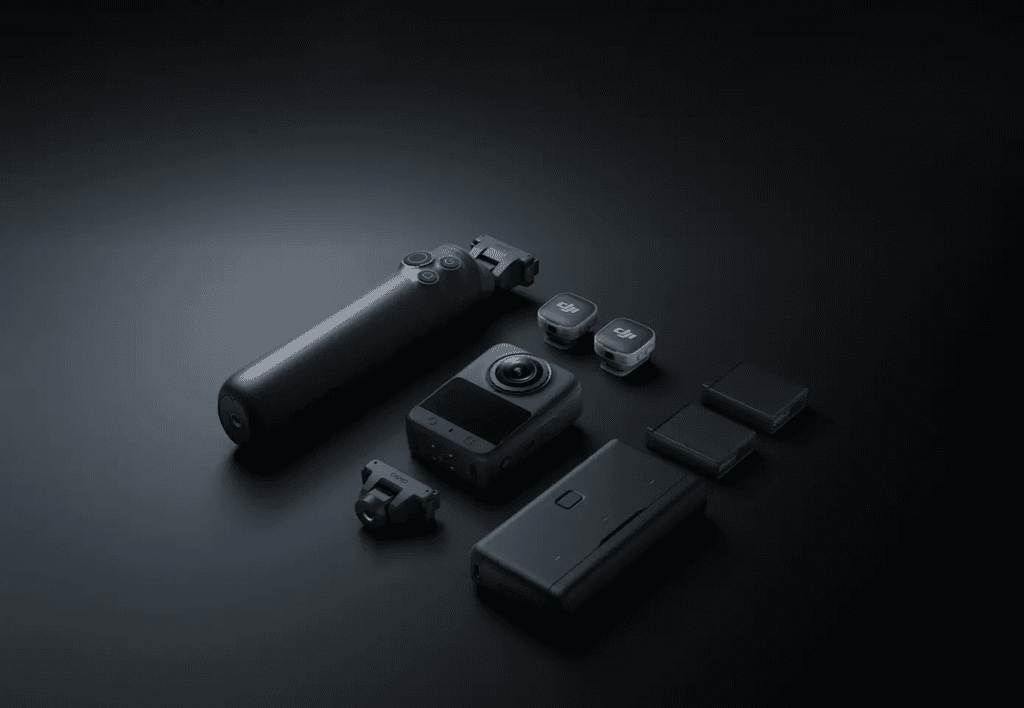 DJI Osmo 360 II 與 Insta360 X6 機身重量與體積對比